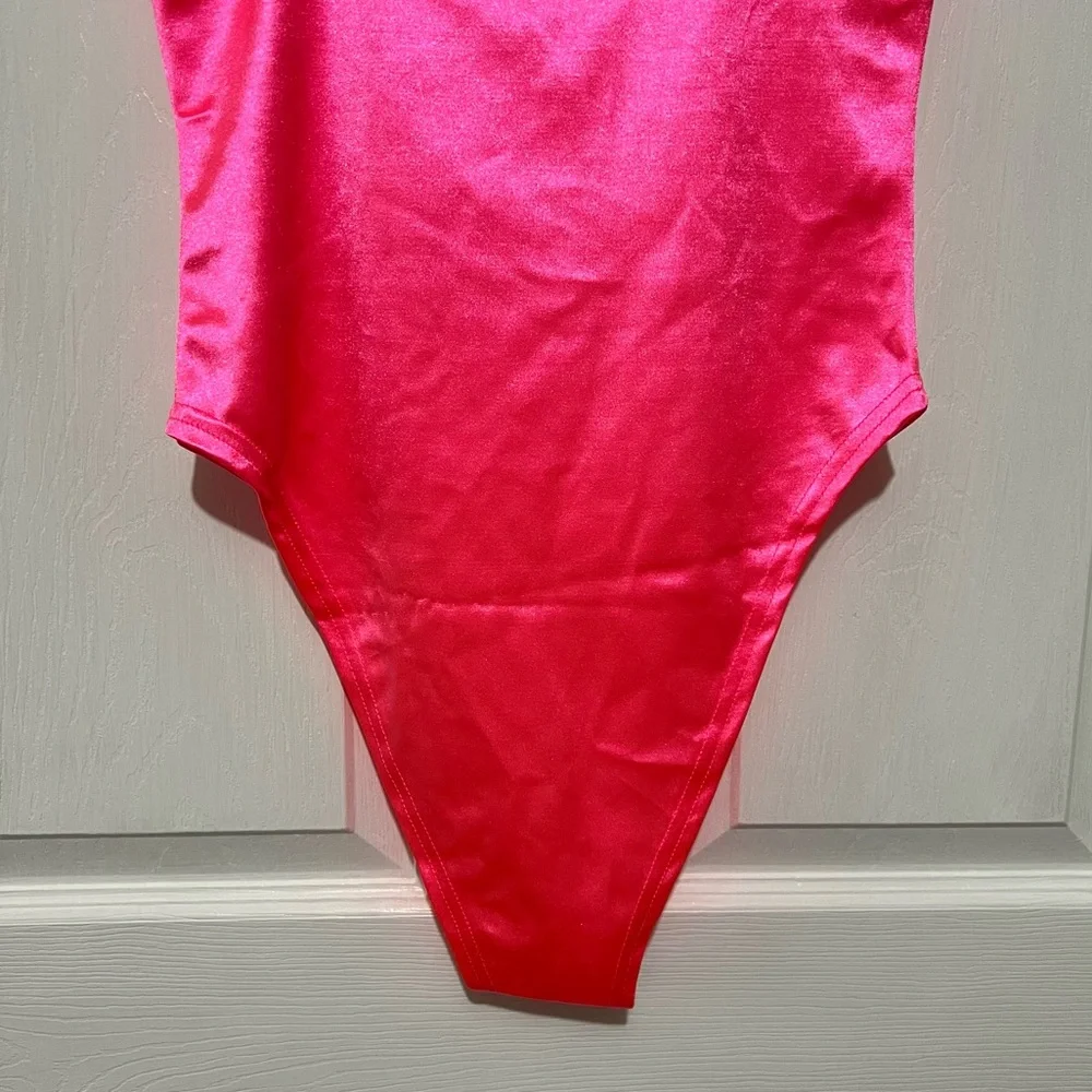 💗 *NWOT* SHEIN‎ - Women’s Satin Bodysuit - Picture 9 of 9